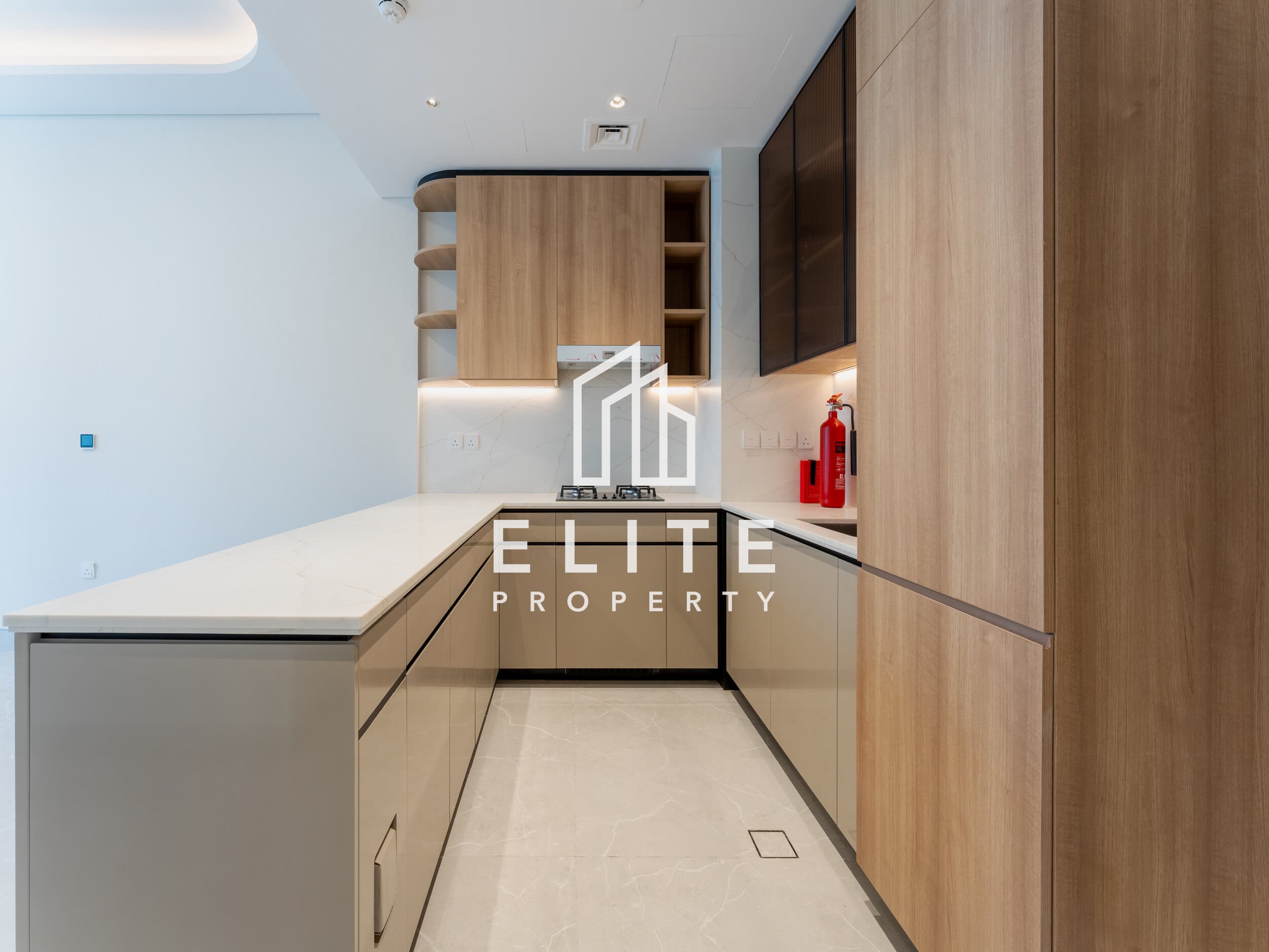 Golf & Villa Views I Great Layout I High Floor — image 13