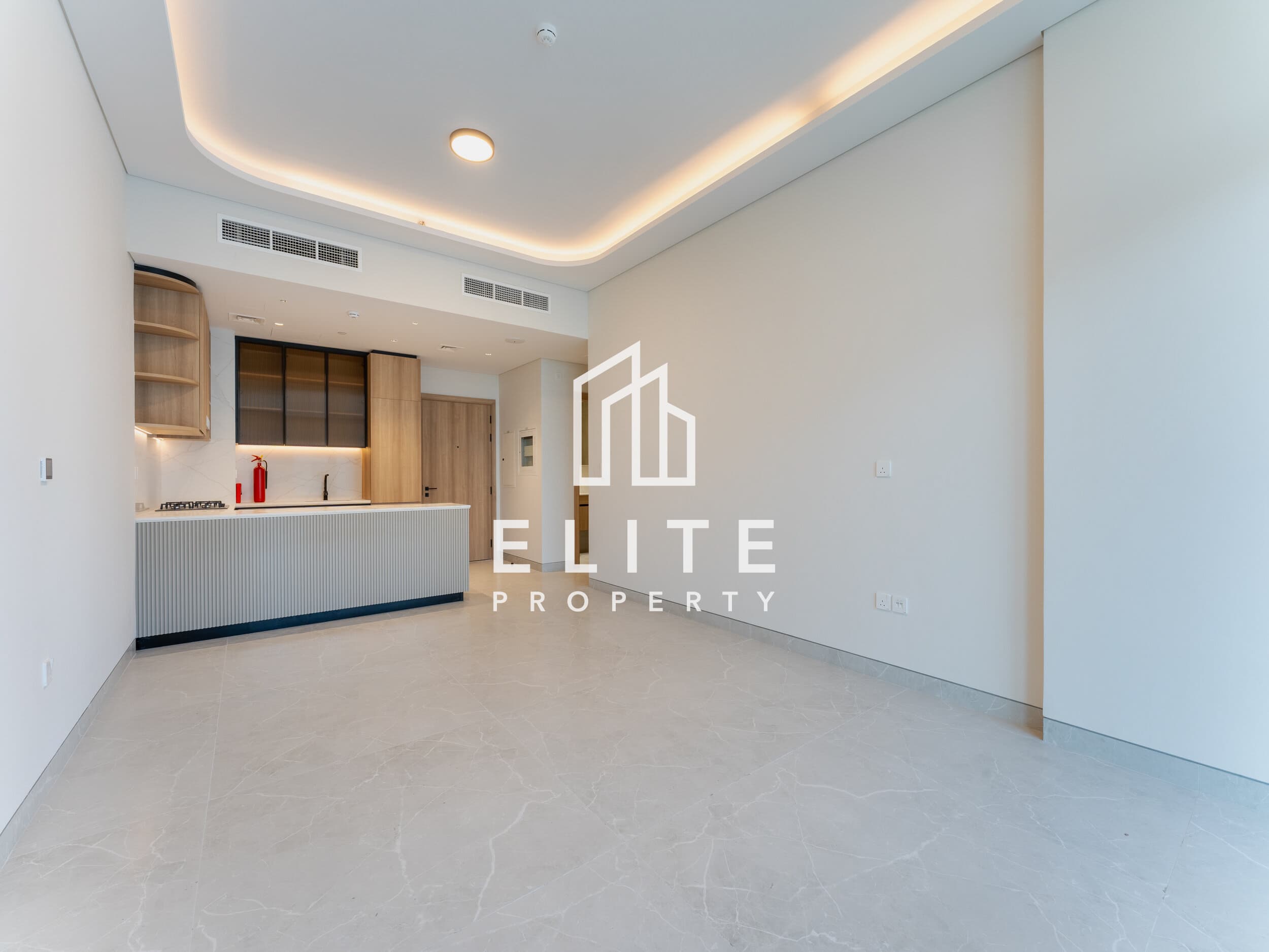 Golf & Villa Views I Great Layout I High Floor — image 6