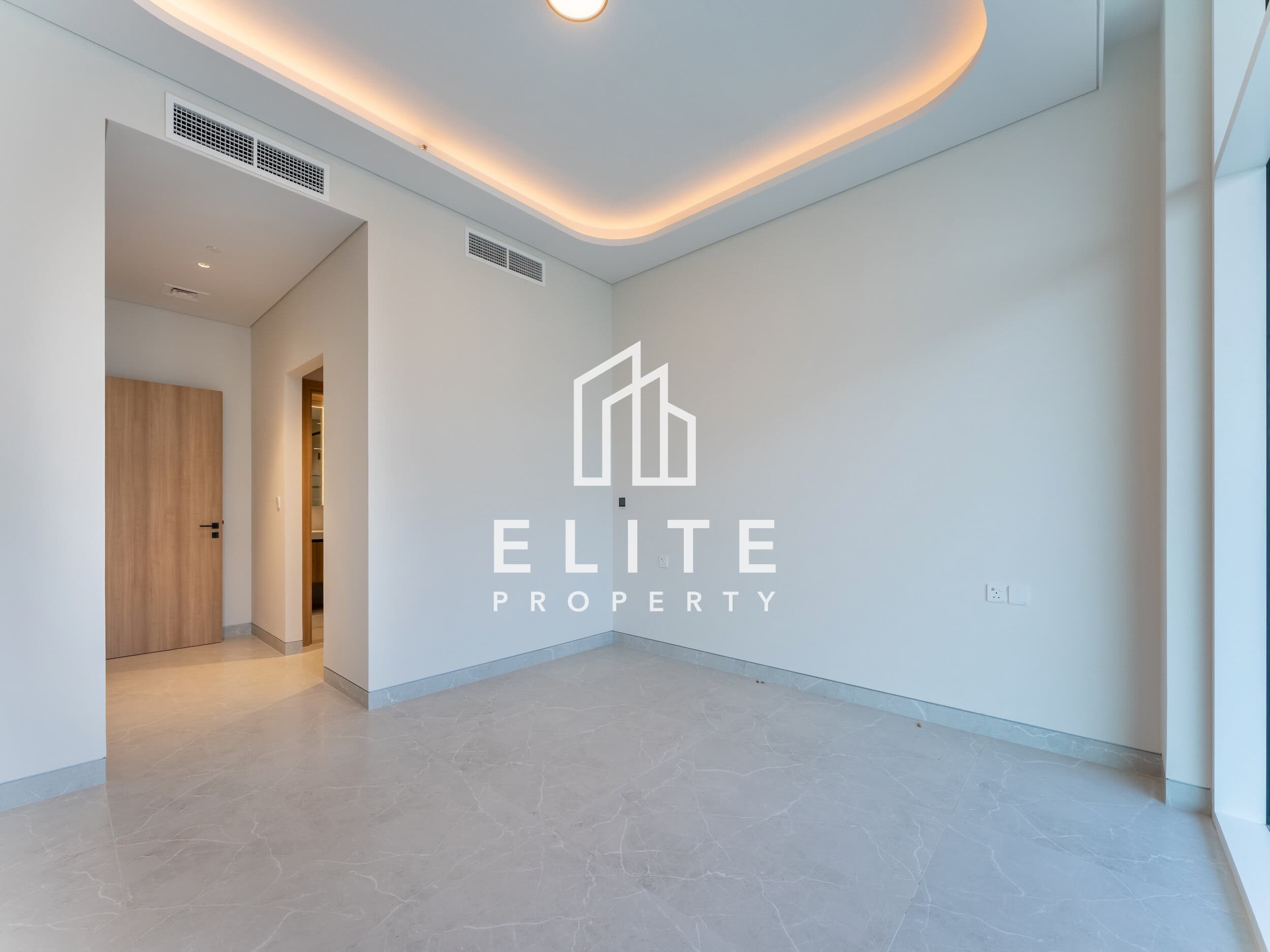 Golf & Villa Views I Great Layout I High Floor — image 15