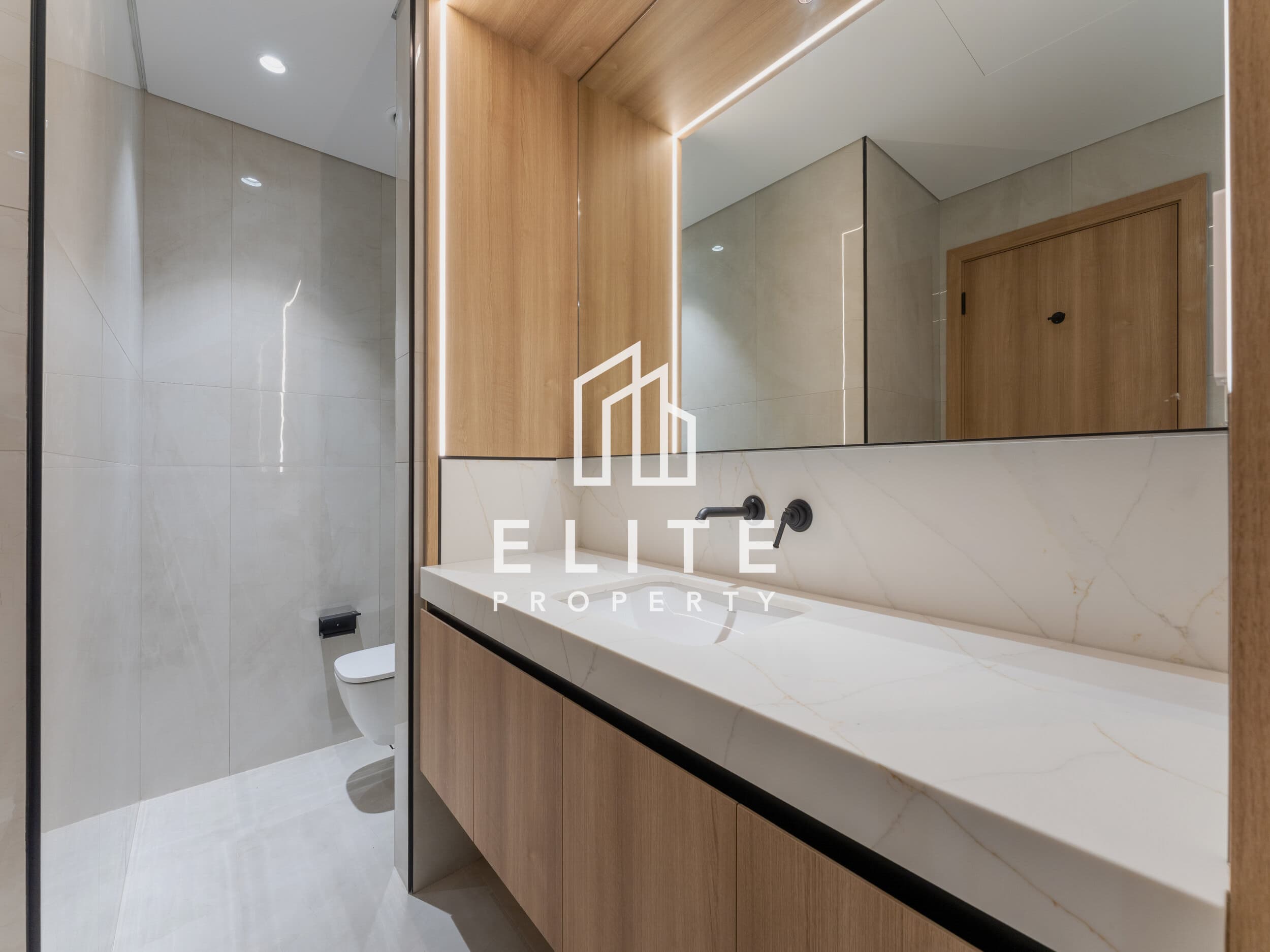 Golf & Villa Views I Great Layout I High Floor — image 10