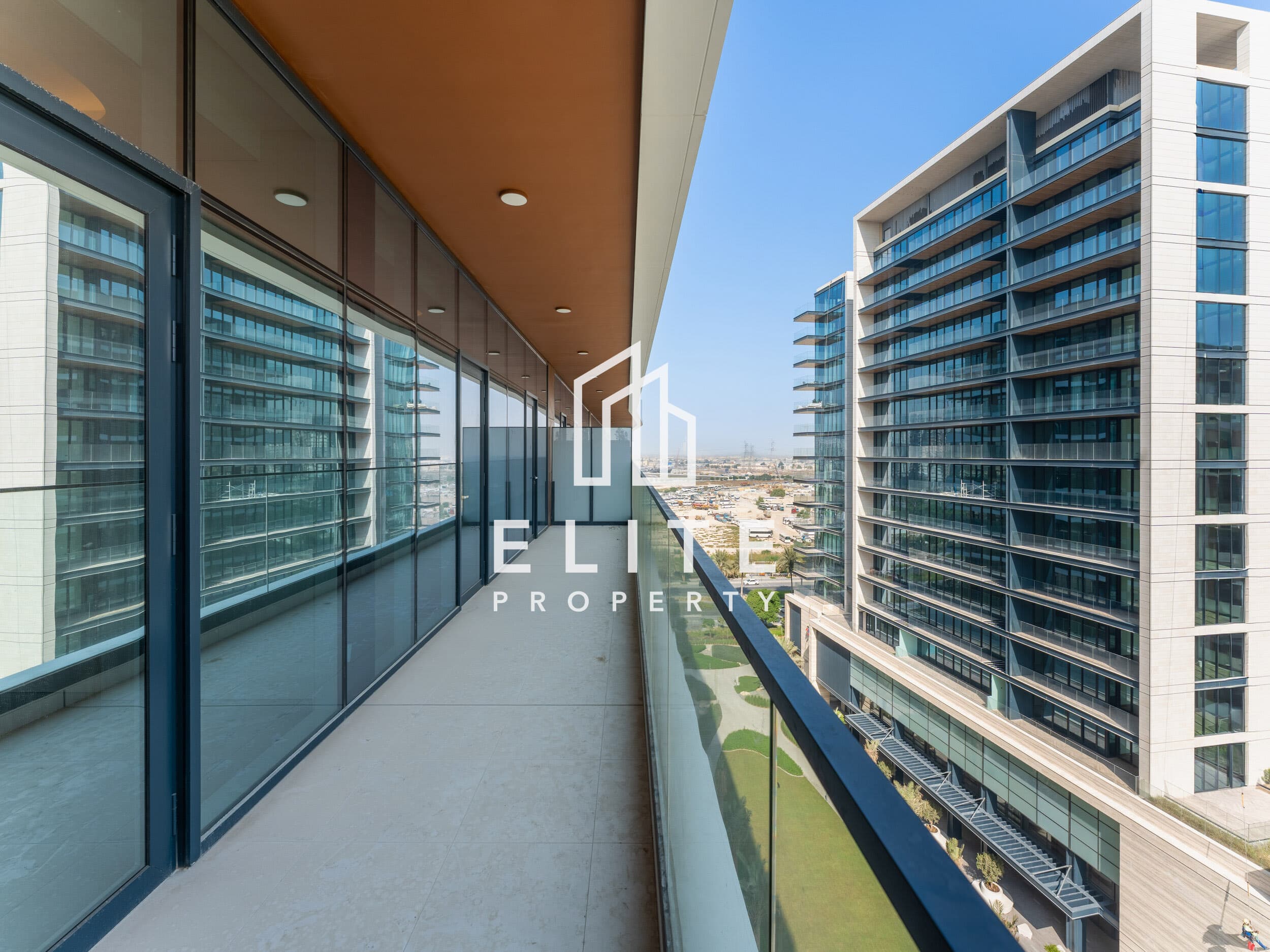 Golf & Villa Views I Great Layout I High Floor — image 8