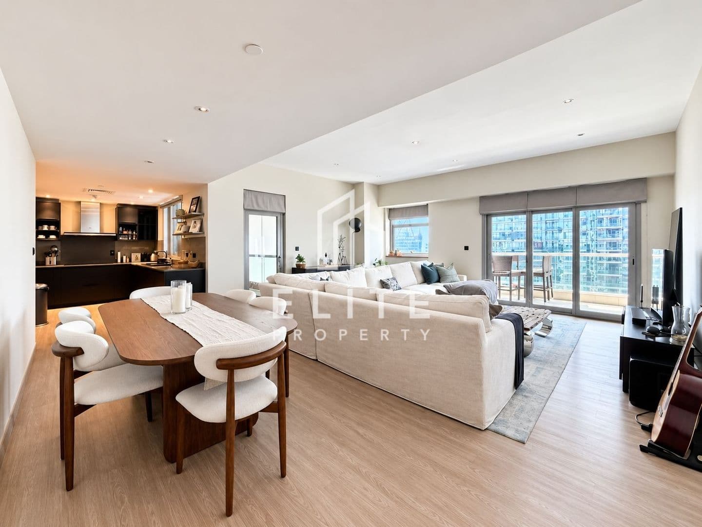 Spacious Layout, Upgraded, Furnished / Unfurnished