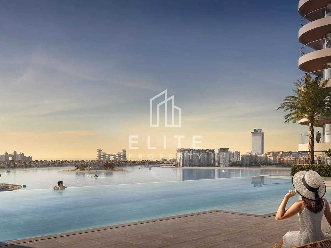 Spacious Balcony, Beachfront Living, Beach Access