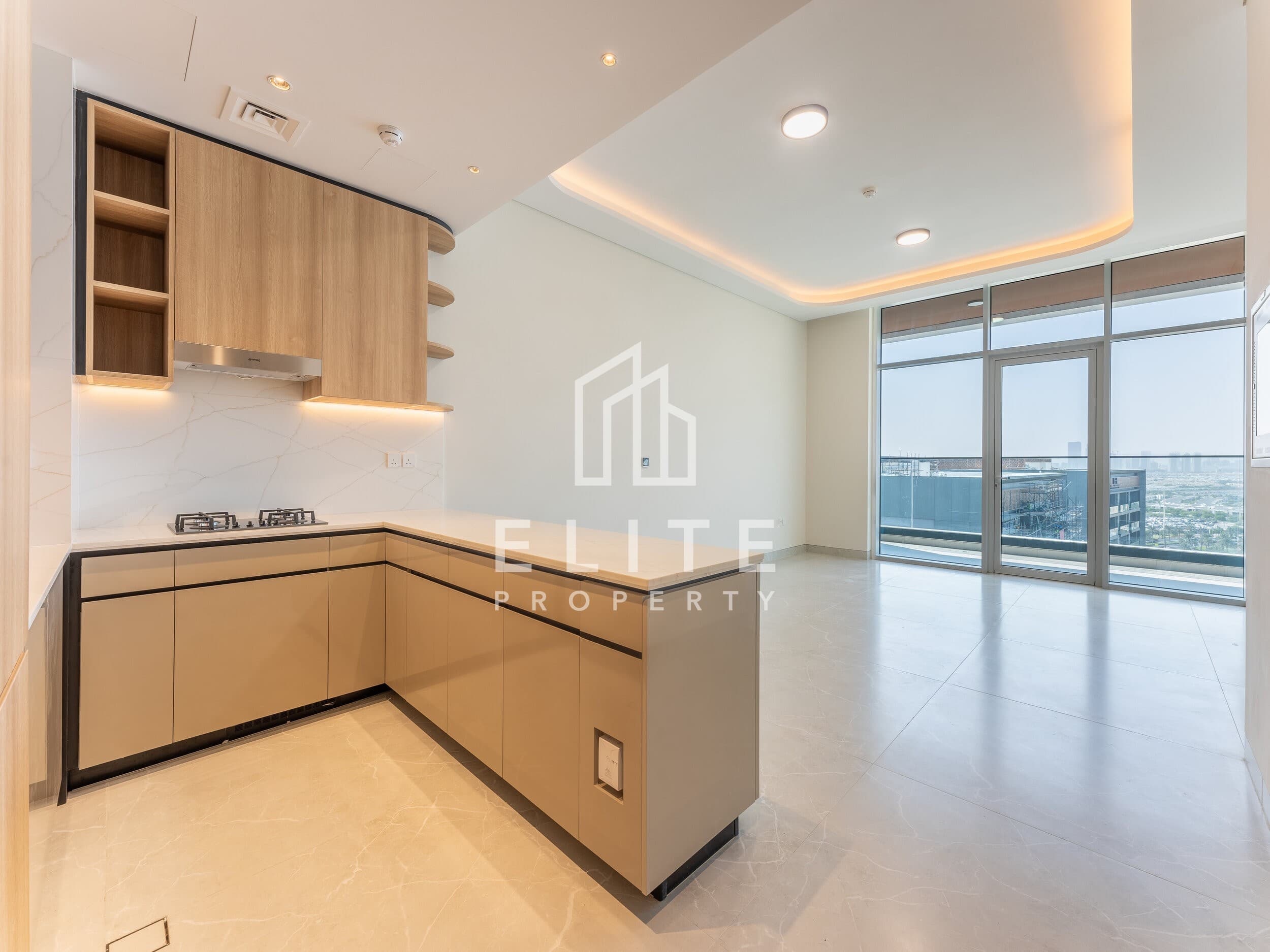 Corner Layout | + Maids Room | High End Finish — image 1