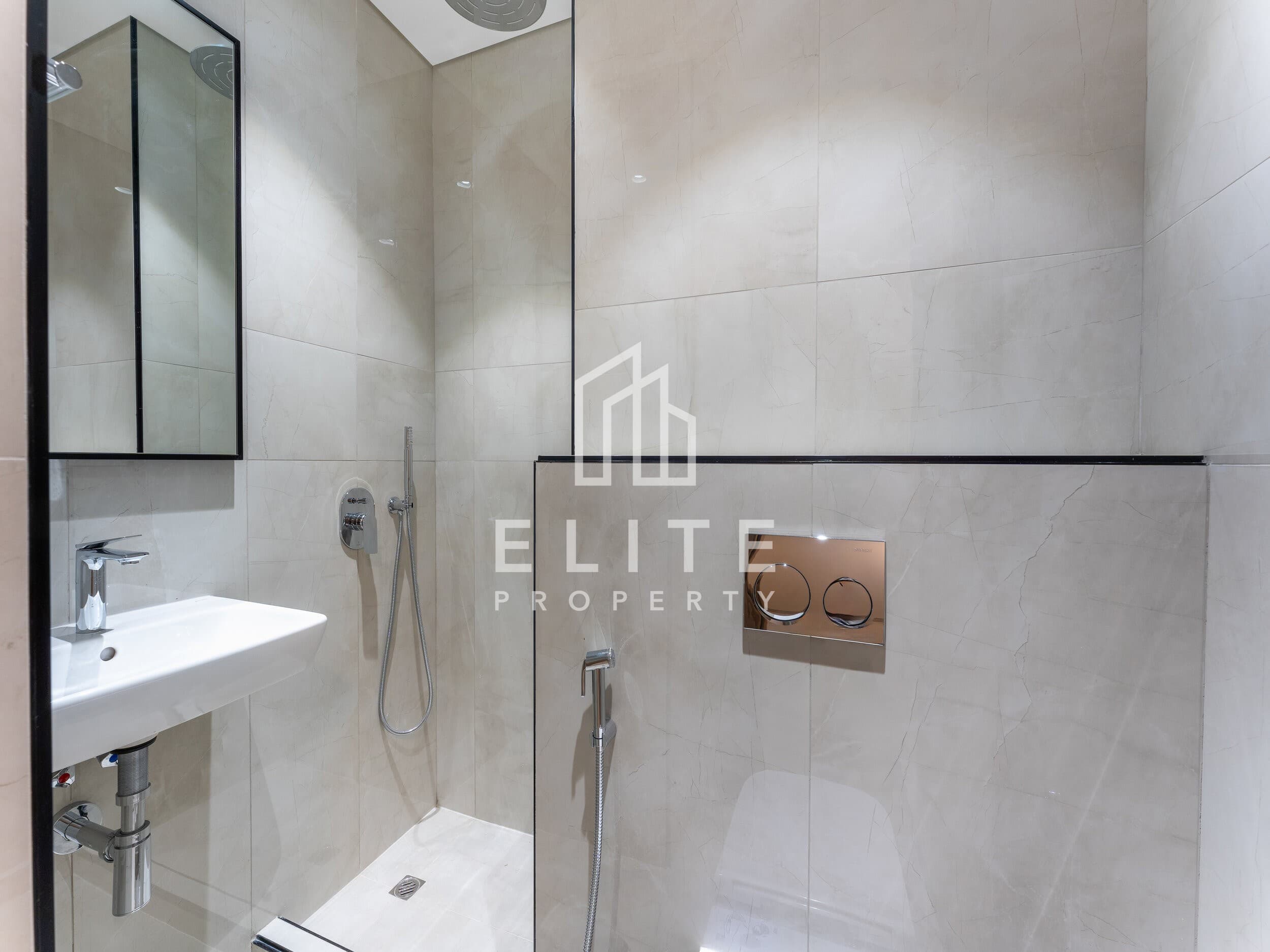 Corner Layout | + Maids Room | High End Finish — image 18